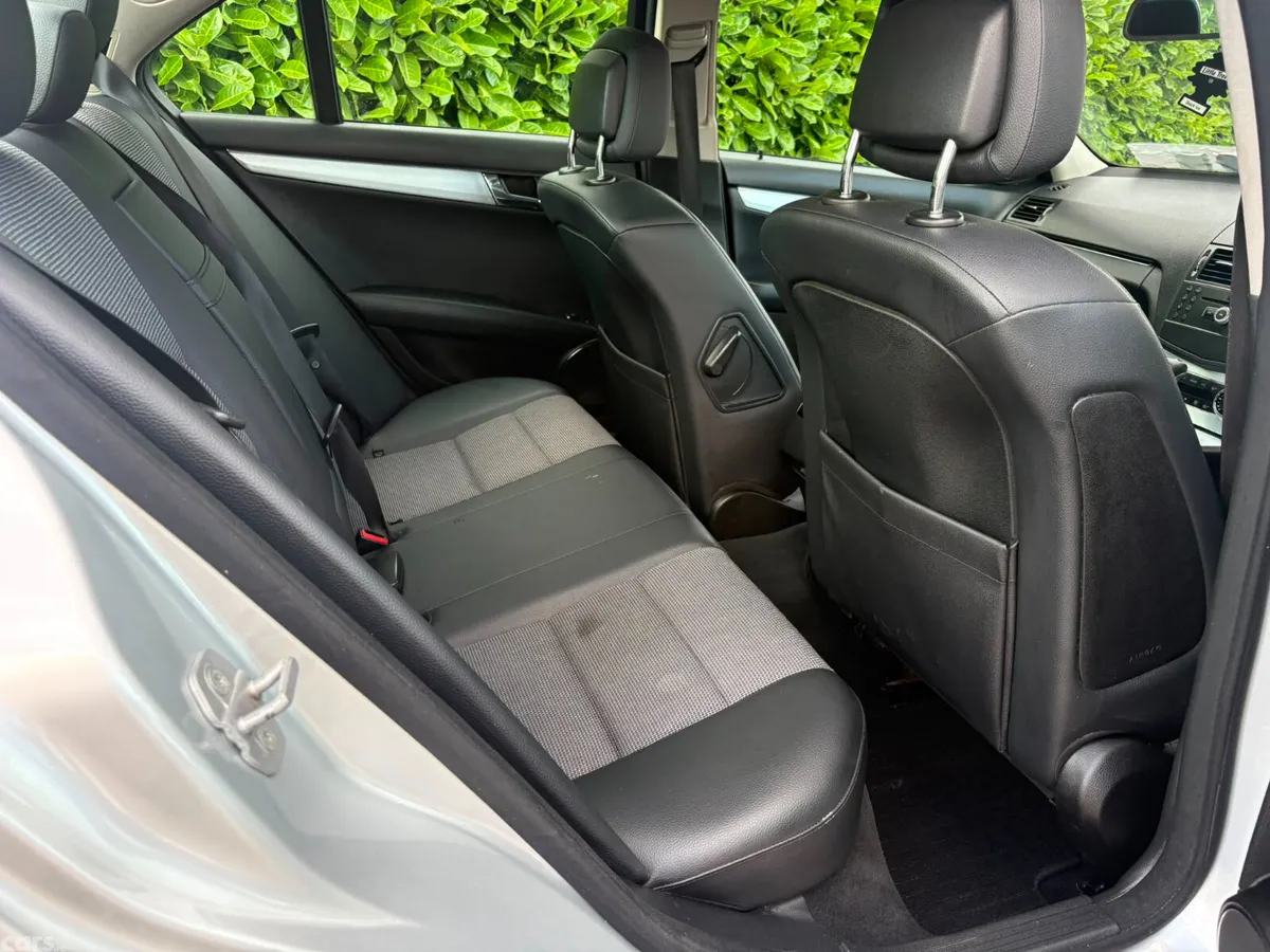 Mercedes-Benz C-Class Saloon, Petrol, 2009, Silver
