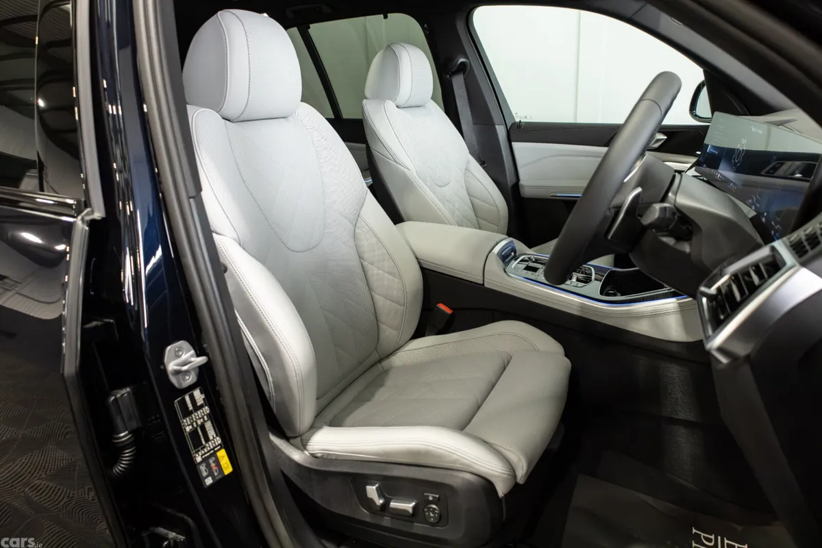 BMW X5 SUV, Petrol Plug-in Hybrid, 2026, Black
