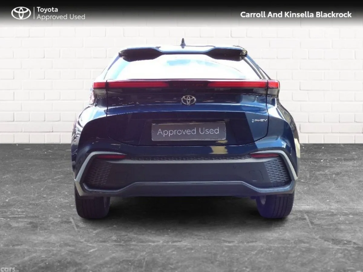 Toyota C-HR Hatchback, Petrol Plug-in Hybrid, 2025, Blue