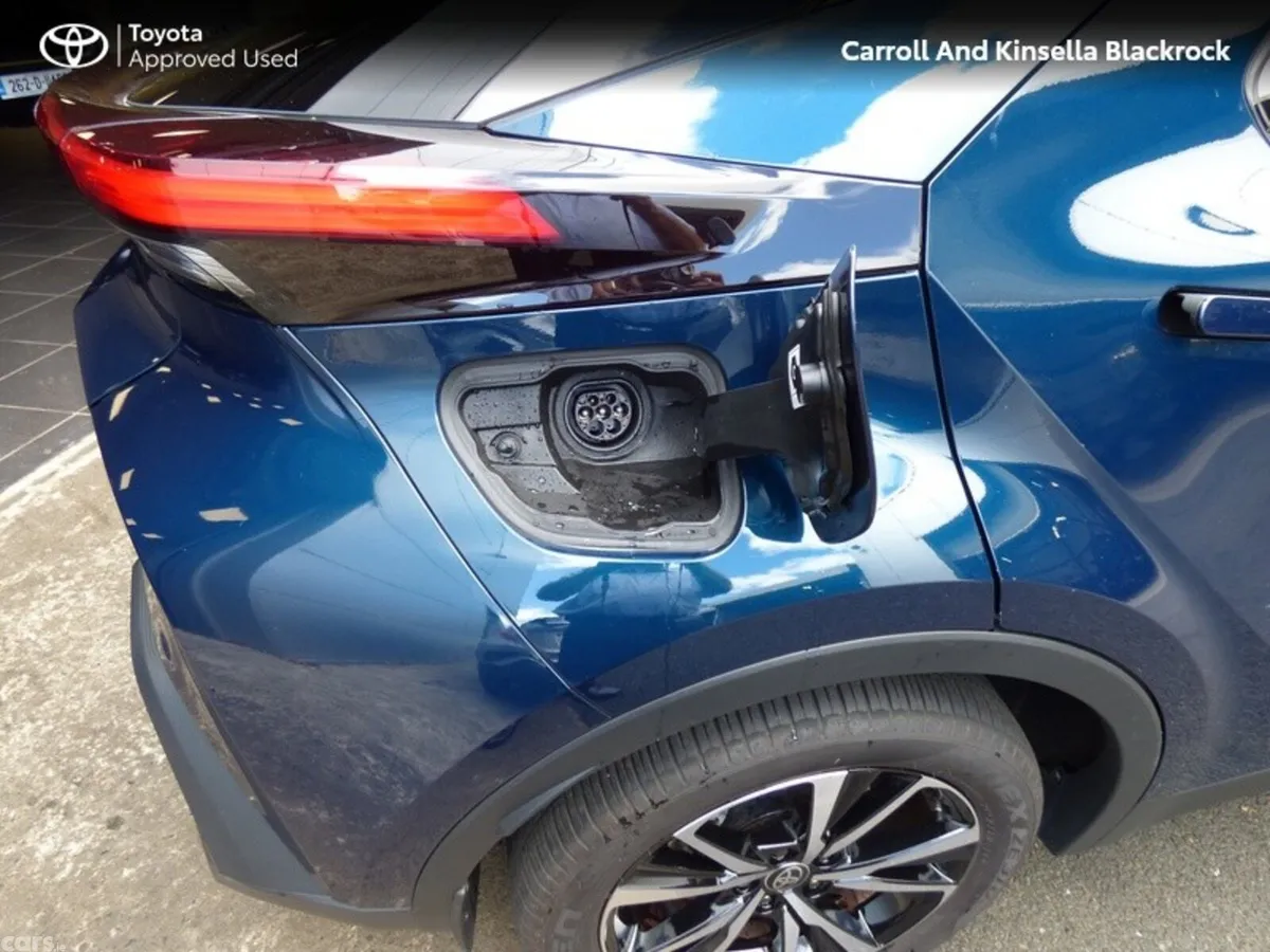 Toyota C-HR Hatchback, Petrol Plug-in Hybrid, 2025, Blue