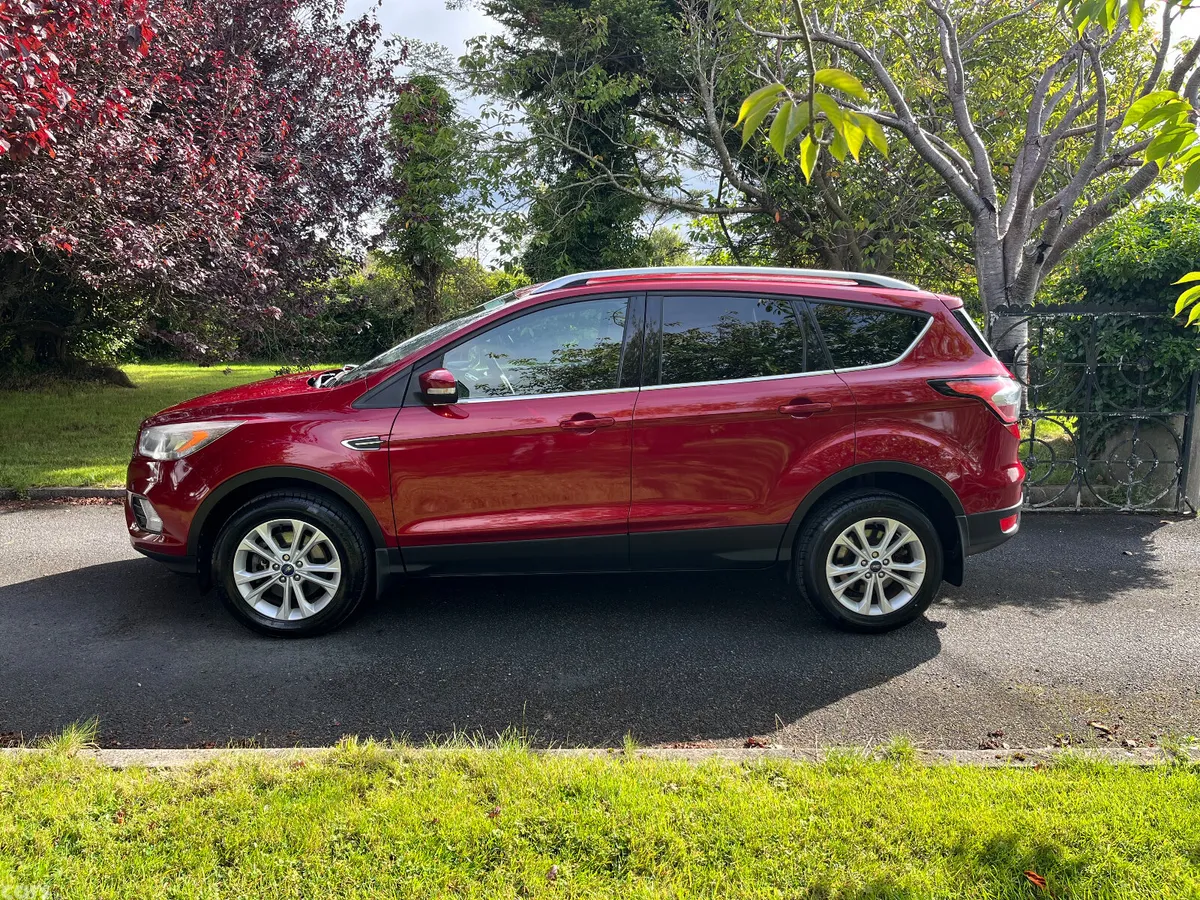 Ford Kuga SUV, Diesel, 2017, Red