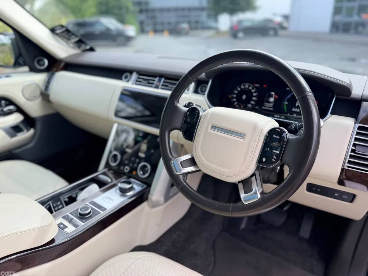Land Rover Range Rover SUV, Petrol Plug-in Hybrid, 2020, Black