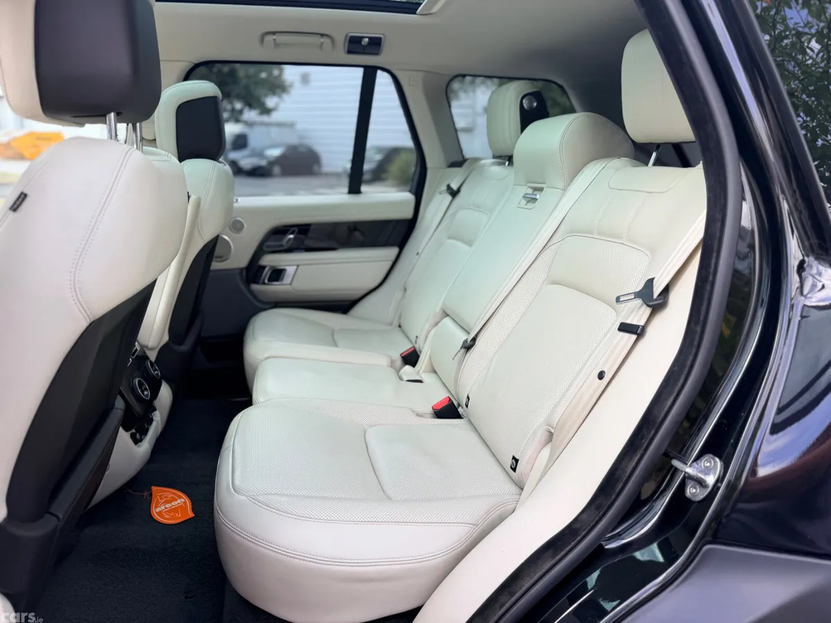 Land Rover Range Rover SUV, Petrol Plug-in Hybrid, 2020, Black