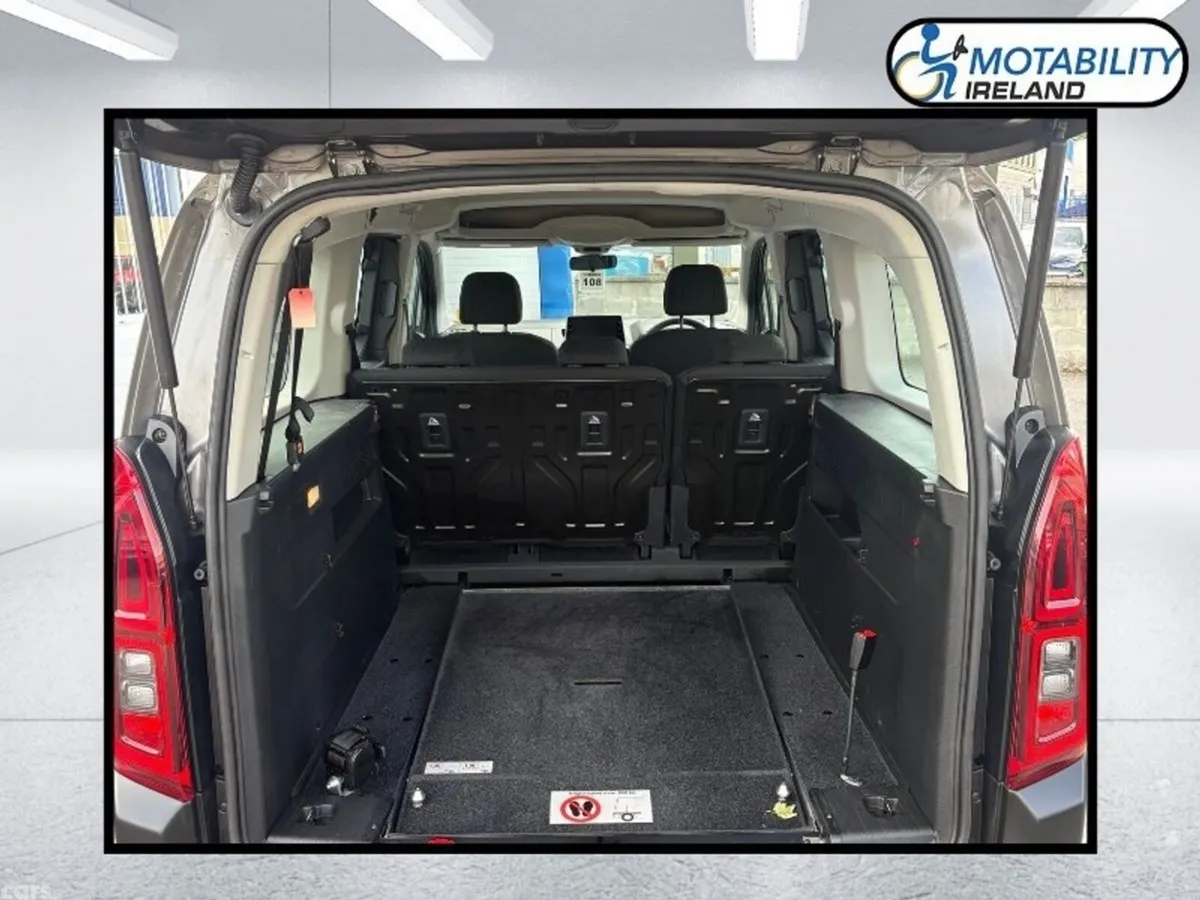 Citroen Berlingo Multispace MPV, Diesel, 2021, Grey