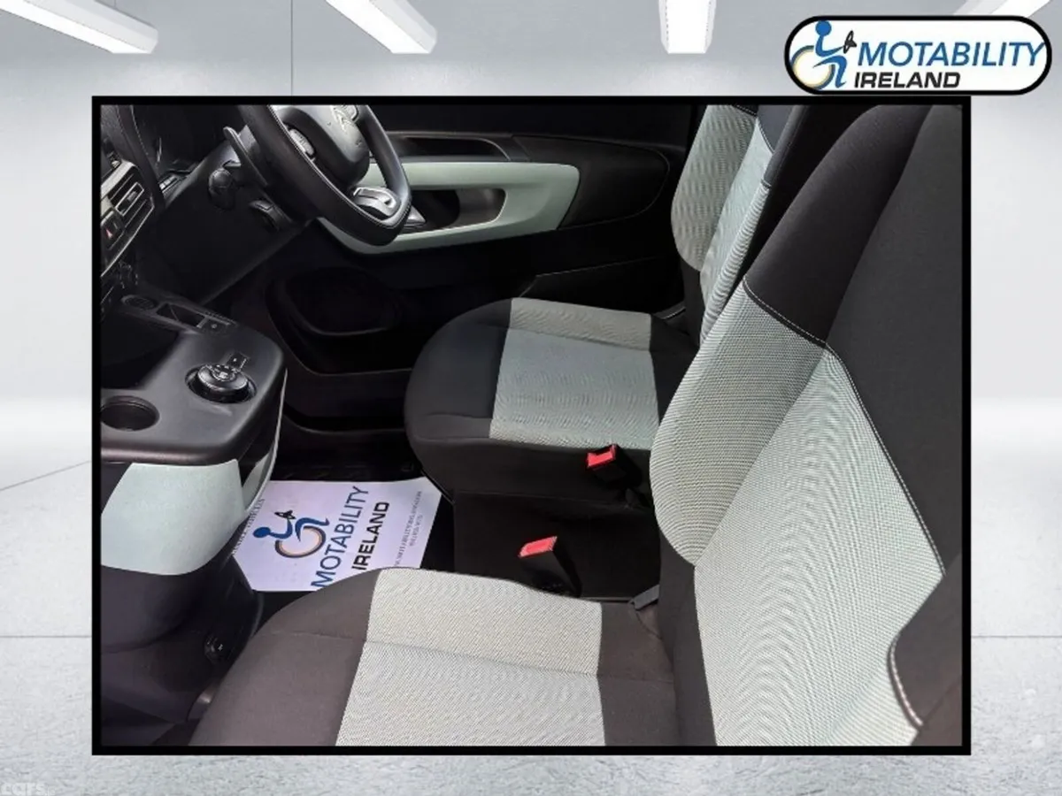 Citroen Berlingo Multispace MPV, Diesel, 2021, Grey