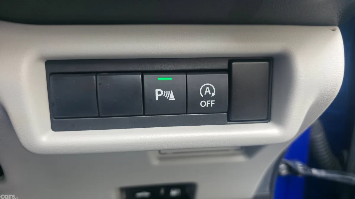 Suzuki Swift Hatchback, Petrol Hybrid, 2024, Blue