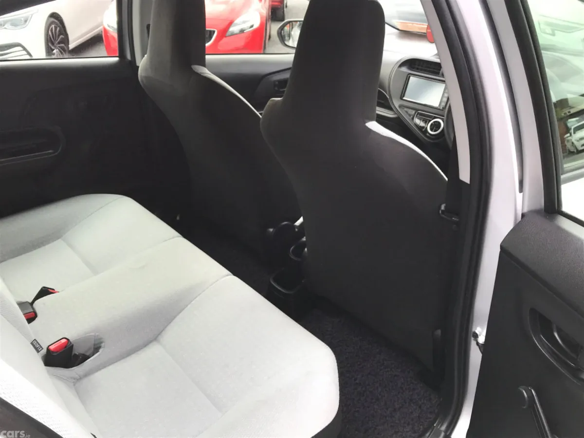 Toyota Aqua Hatchback, Petrol Hybrid, 2021, Silver