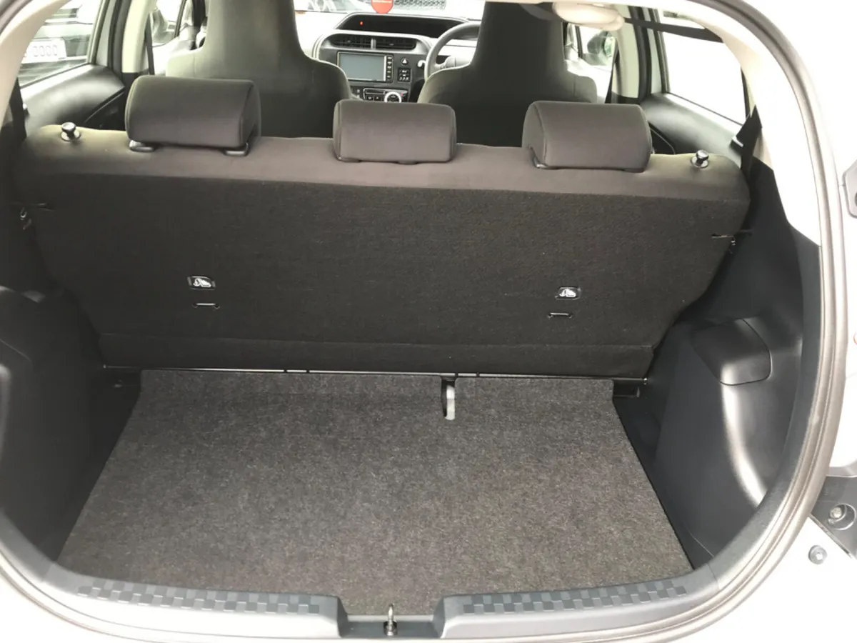 Toyota Aqua Hatchback, Petrol Hybrid, 2021, Silver
