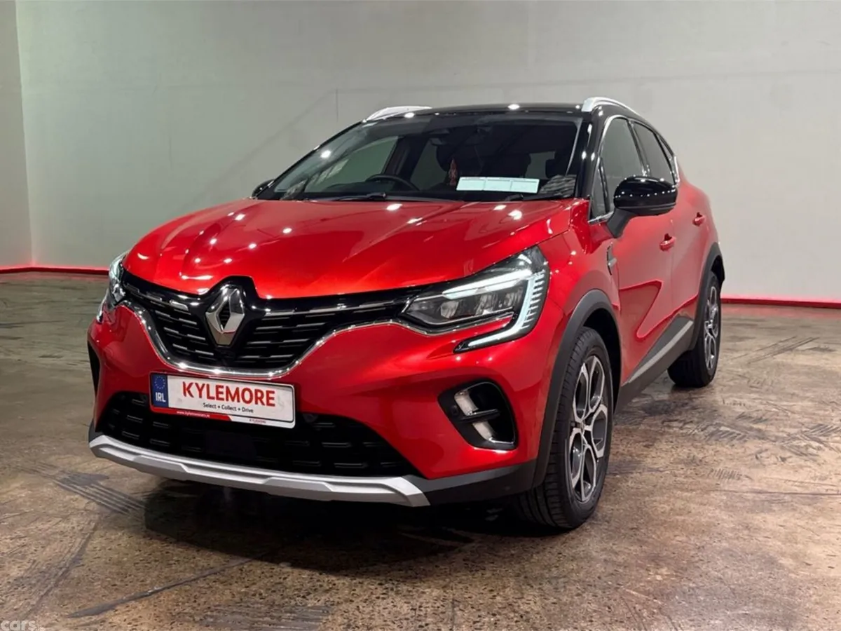 Renault Captur Hatchback, Petrol, 2021, Red