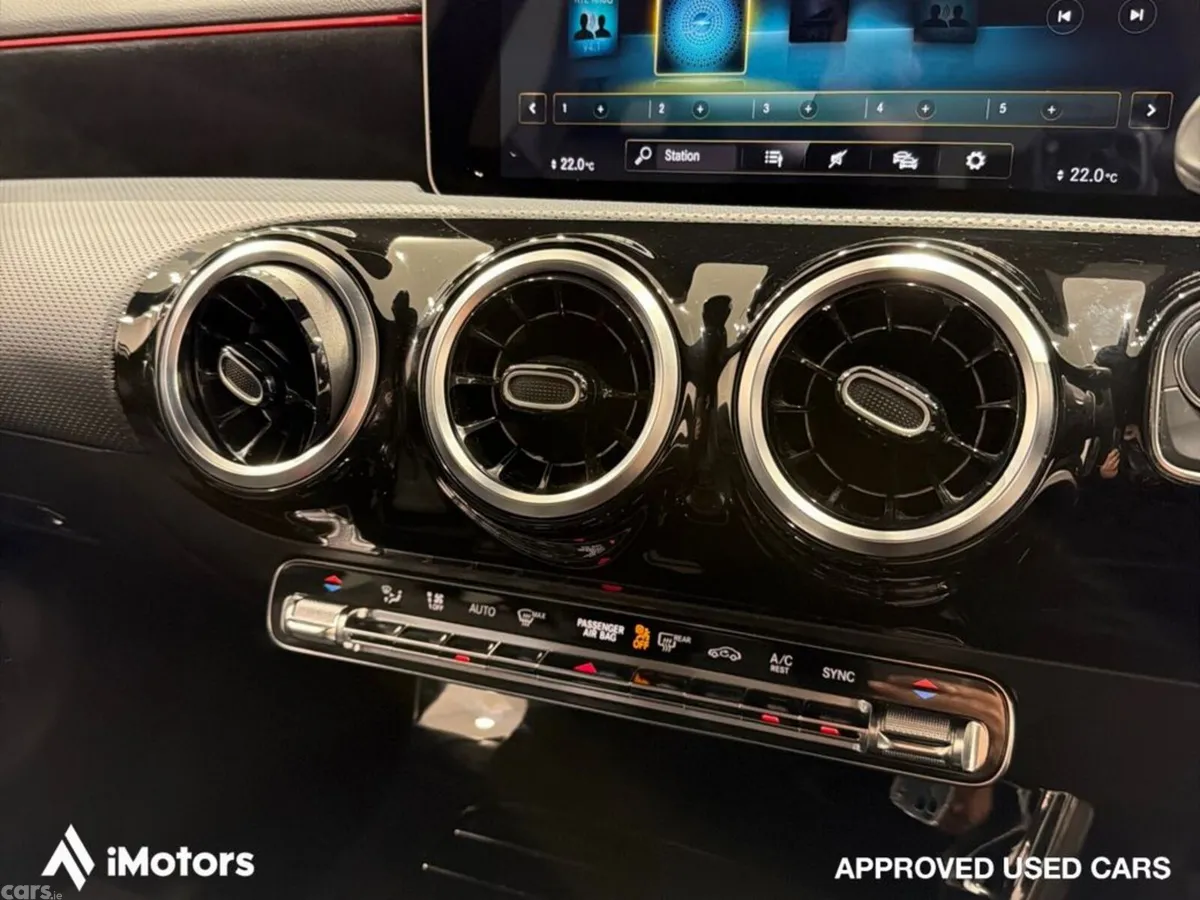 Mercedes-Benz A-Class Hatchback, Petrol, 2019, White