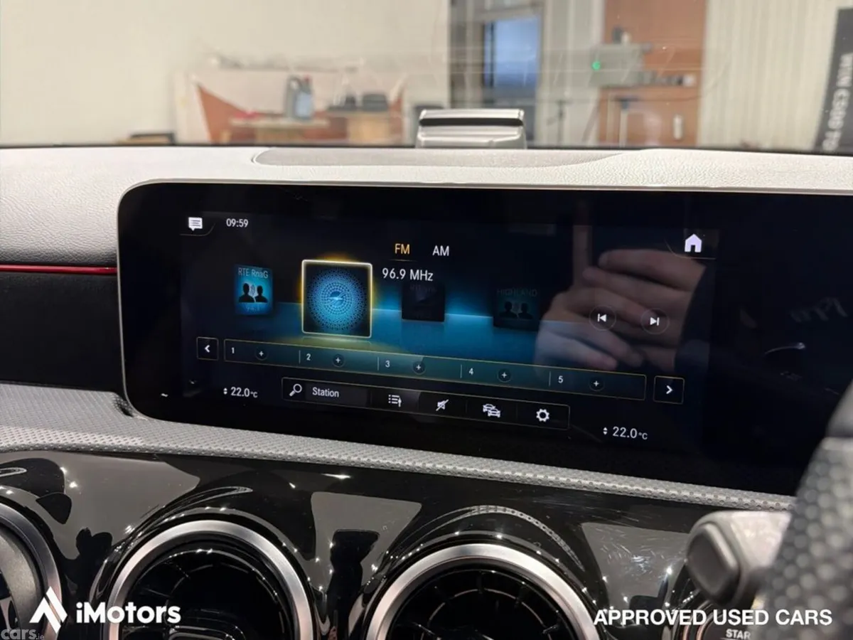 Mercedes-Benz A-Class Hatchback, Petrol, 2019, White