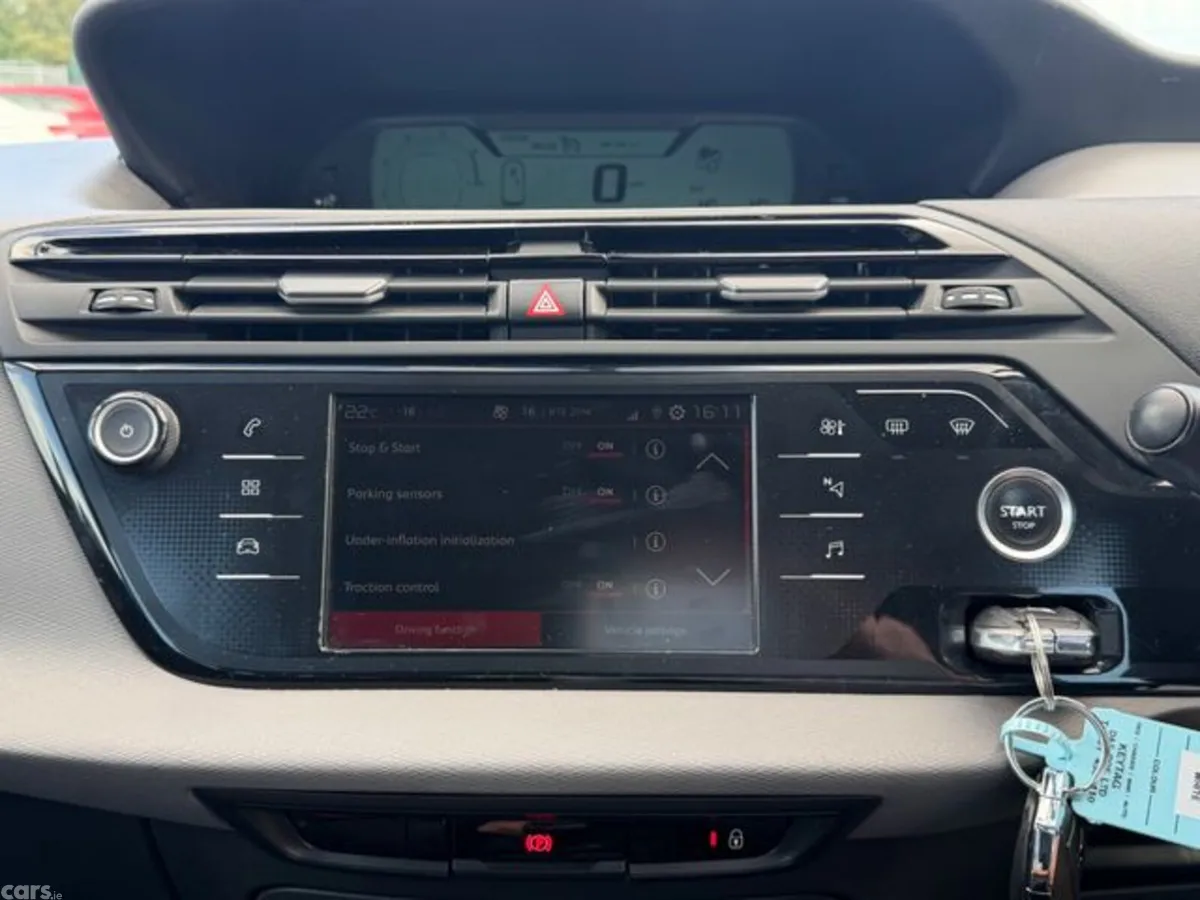 Citroen Grand C4 Picasso MPV, Petrol, 2019, White