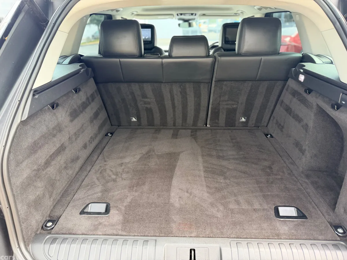 Land Rover Range Rover SUV, Diesel, 2018, Black