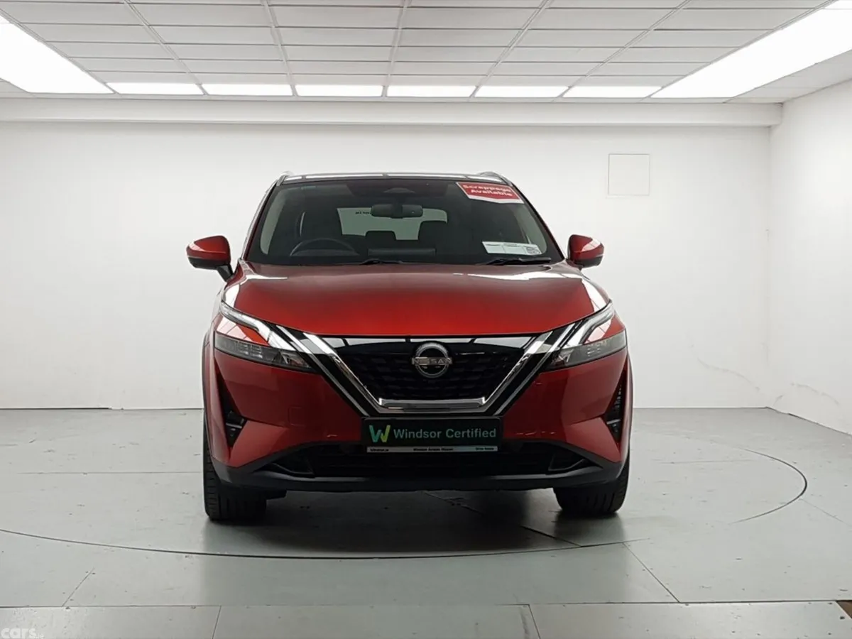 Nissan Qashqai MPV, Petrol Hybrid, 2025, Red