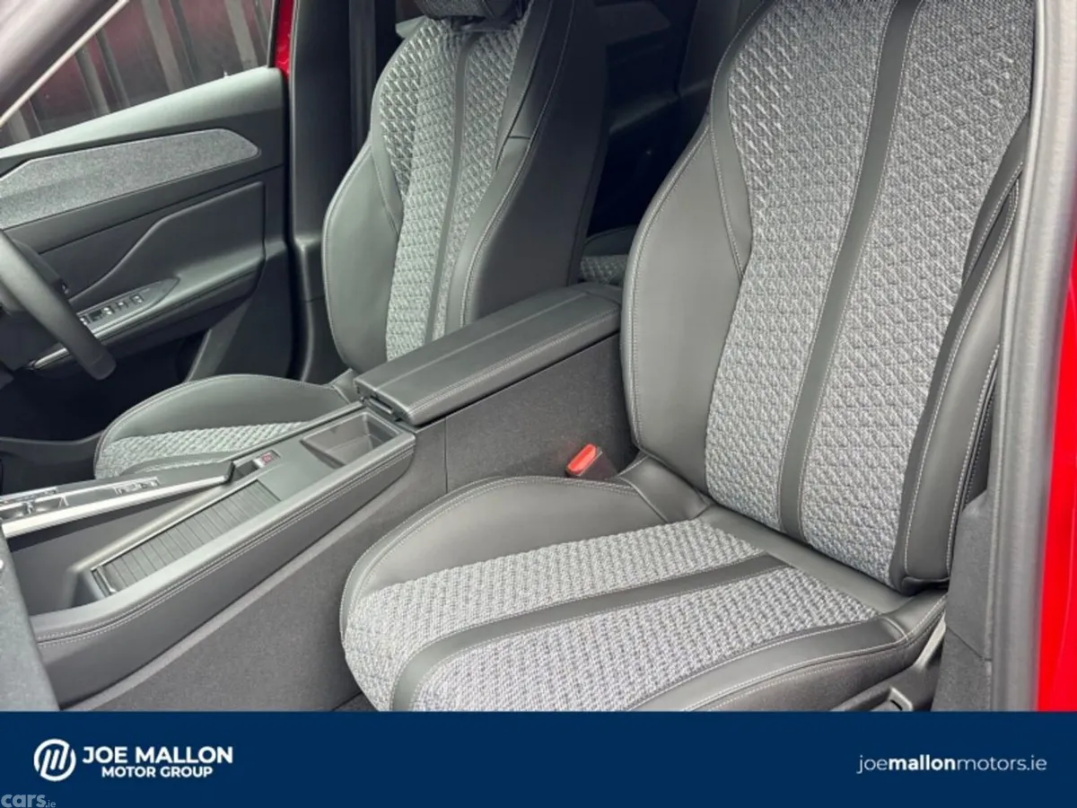 Peugeot 308 Hatchback, Petrol Hybrid, 2026, Red