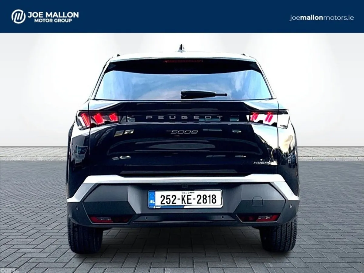 Peugeot 5008 SUV, Petrol Hybrid, 2027, Black