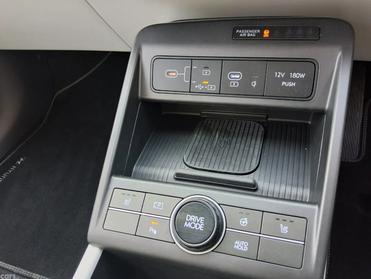 Hyundai KONA SUV, Electric, 2026, Grey