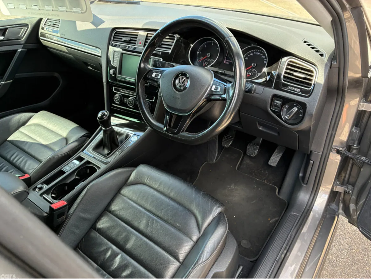 Volkswagen Golf Hatchback, Diesel, 2017, Grey