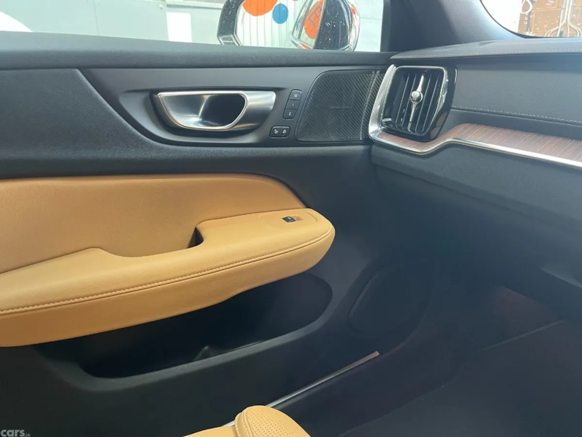 Volvo V60 Estate, Petrol Hybrid, 2024, Black