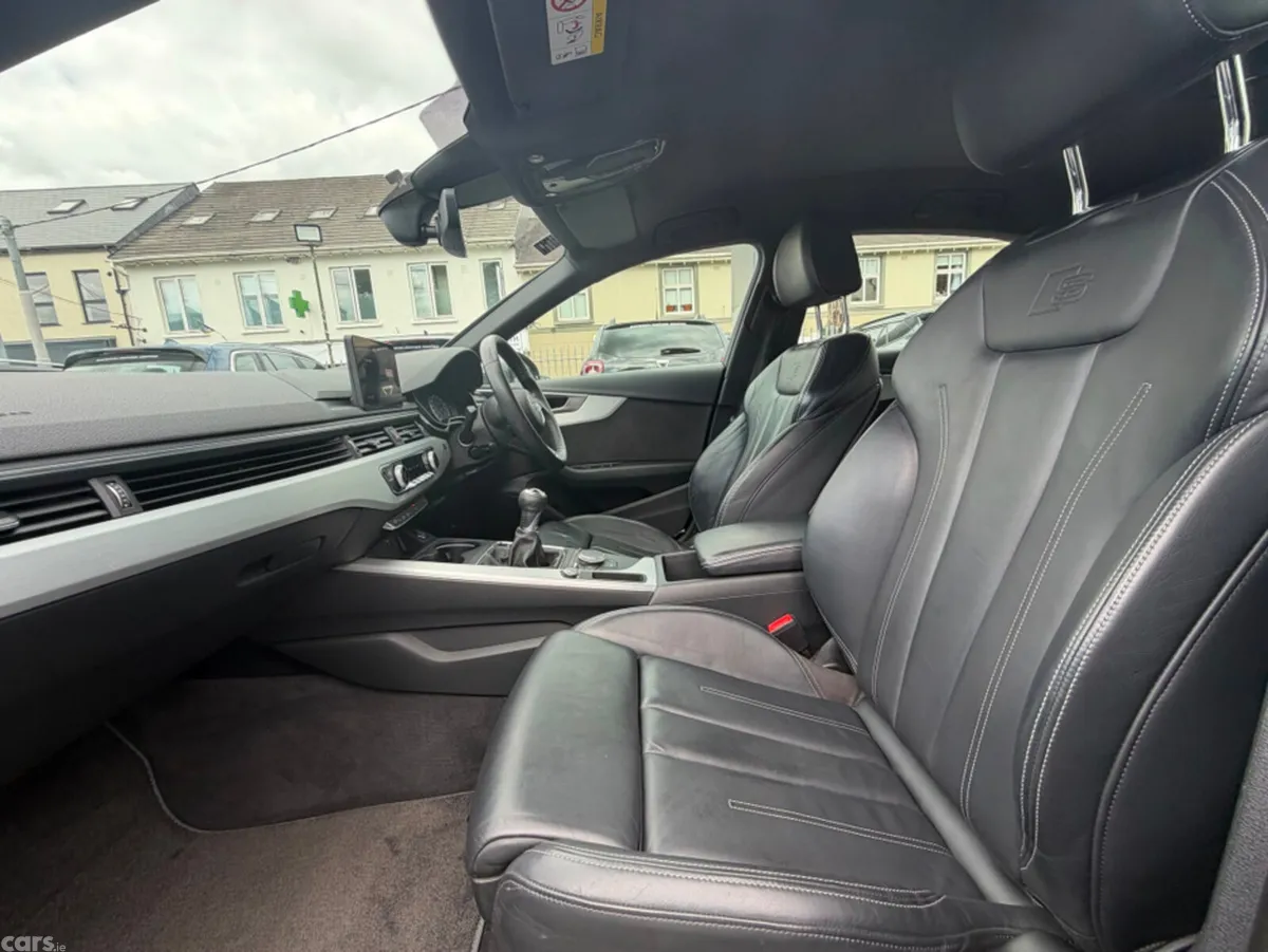 Audi A4 Saloon, Petrol, 2019, Grey