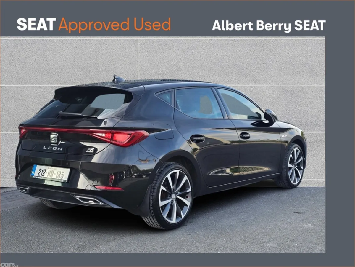 SEAT Leon Hatchback, Petrol Plug-in Hybrid, 2021, Black