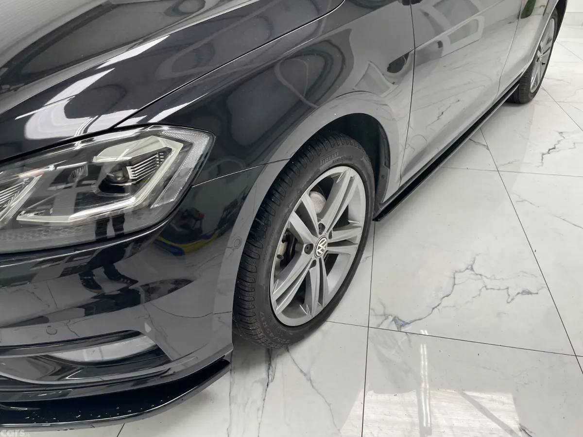 Volkswagen Golf Hatchback, Petrol, 2019, Black