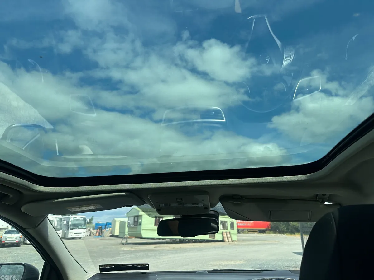 Nissan Qashqai SUV, Petrol, 2017, Silver