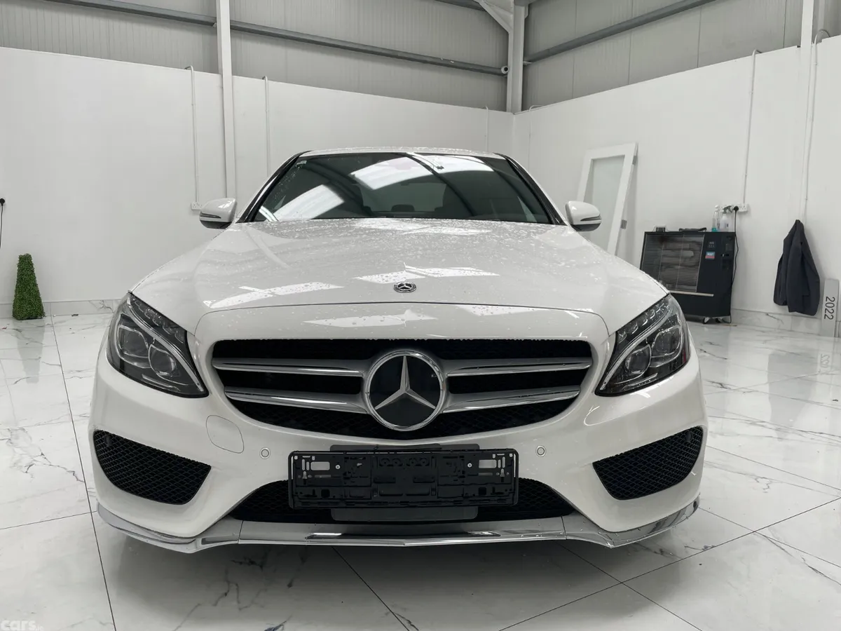 Mercedes-Benz 220 Saloon, Diesel, 2018, White
