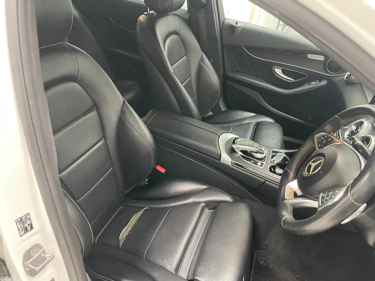 Mercedes-Benz 220 Saloon, Diesel, 2018, White