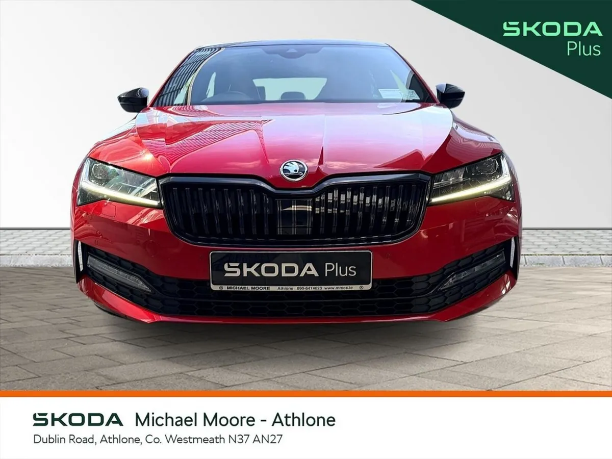 Skoda Superb Saloon, Diesel, 2023, Red