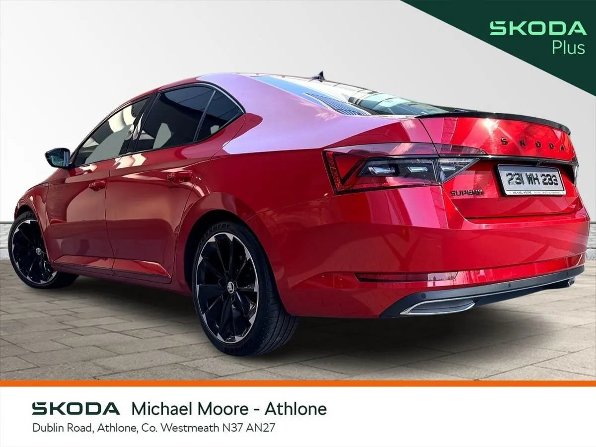 Skoda Superb Saloon, Diesel, 2023, Red