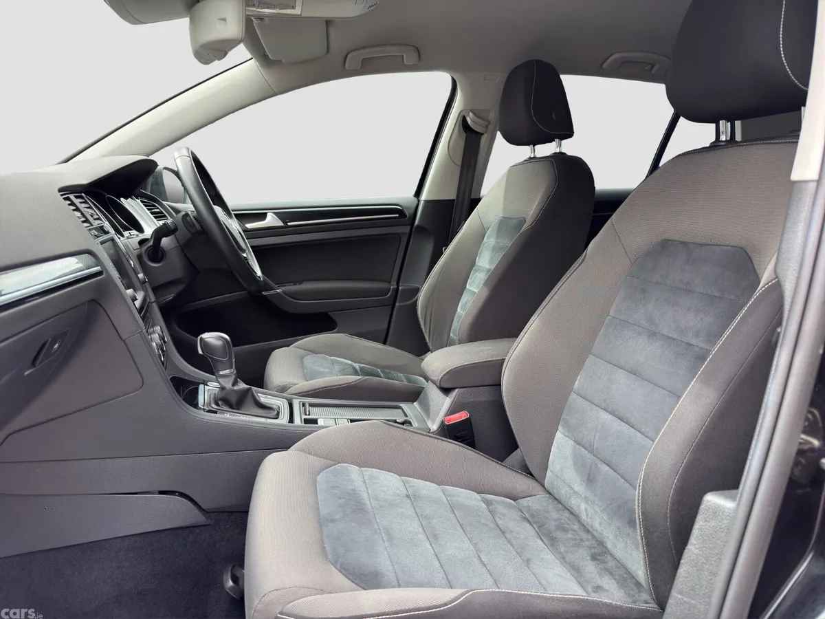 Volkswagen Golf Hatchback, Petrol, 2016, Black
