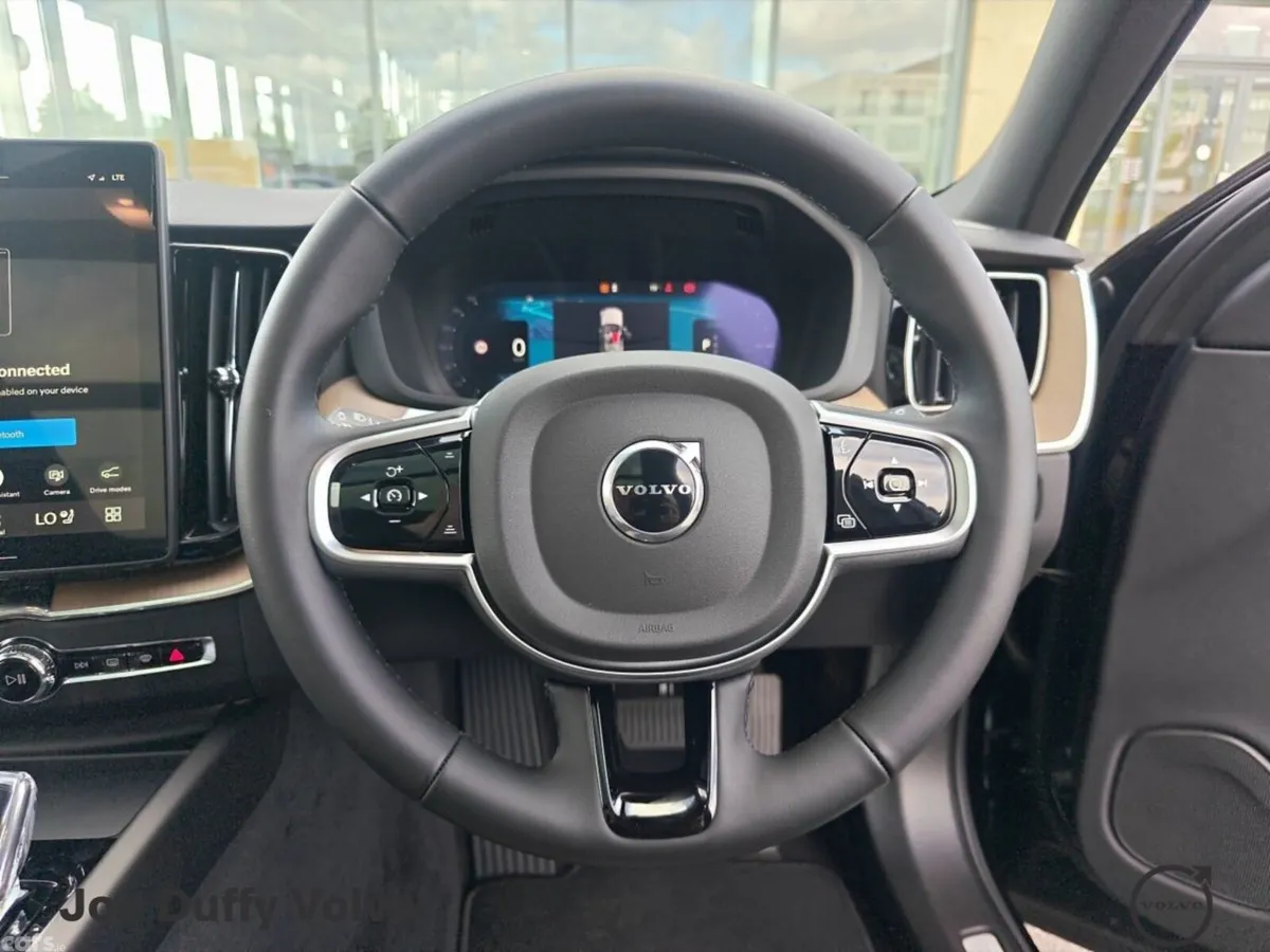 Volvo XC60 SUV, Petrol Plug-in Hybrid, 2026, Black
