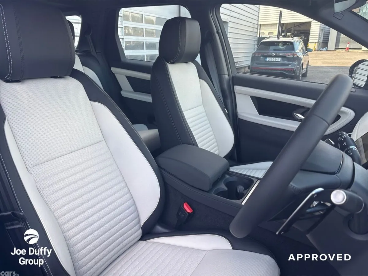 Land Rover Discovery Sport SUV, Petrol Plug-in Hybrid, 2026, 