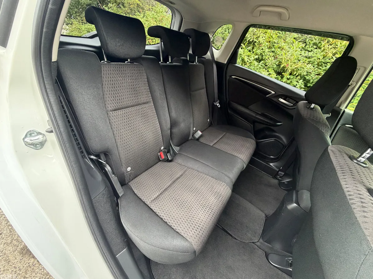 Honda Fit Hatchback, Petrol Hybrid, 2019, White