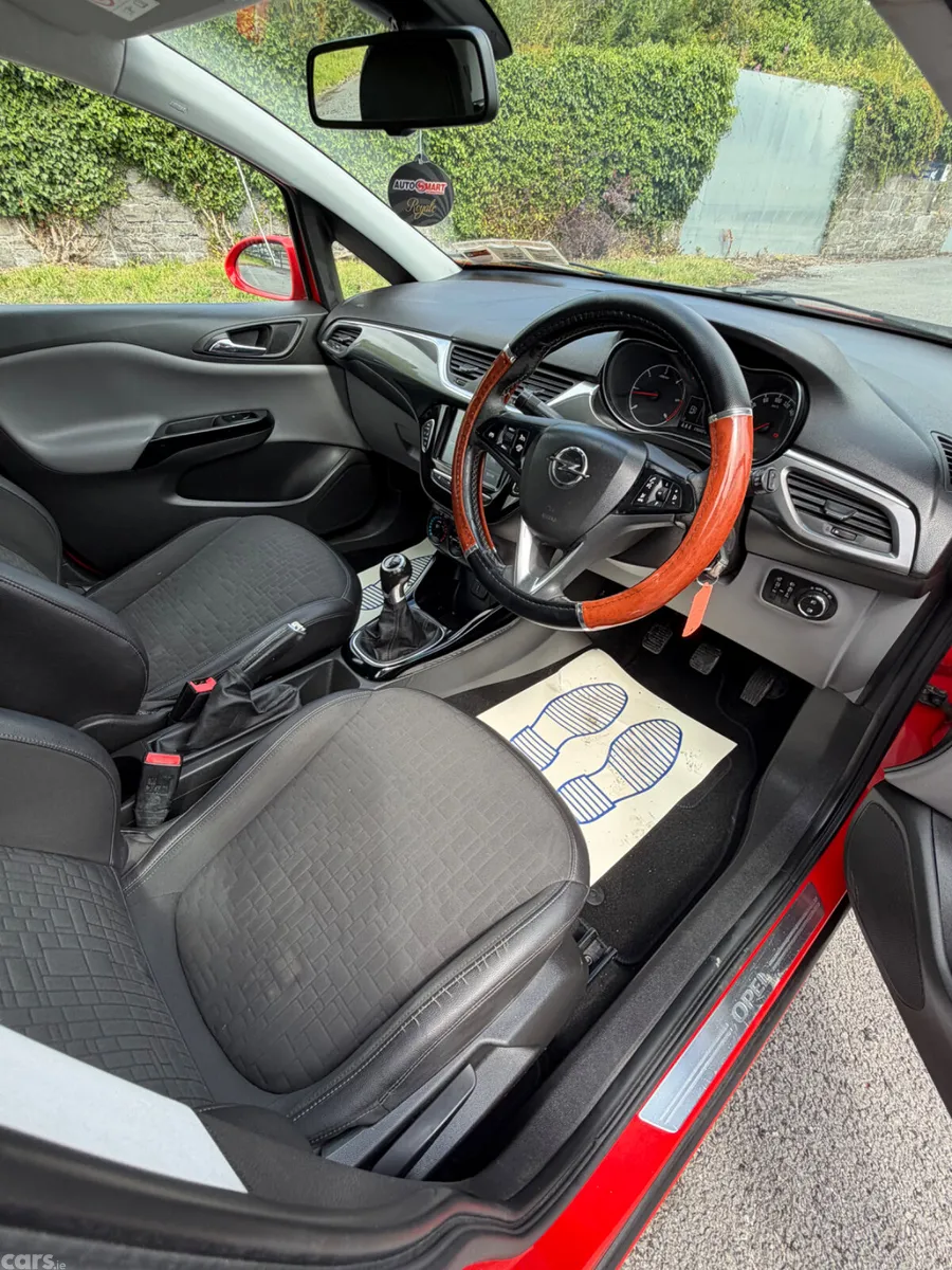 Opel Corsa Hatchback, Diesel, 2017, Red