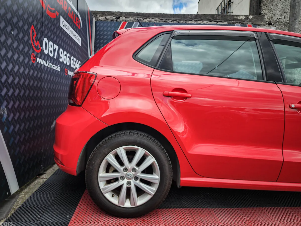 Volkswagen Polo Hatchback, Petrol, 2016, Red