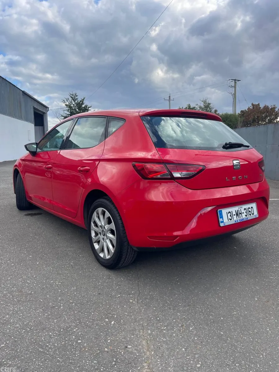 SEAT Leon Hatchback, Diesel, 2013, Red