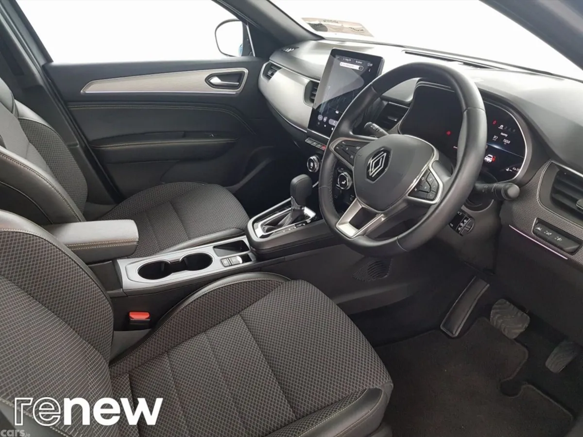 Renault Arkana Hatchback, Petrol, 2024, Grey