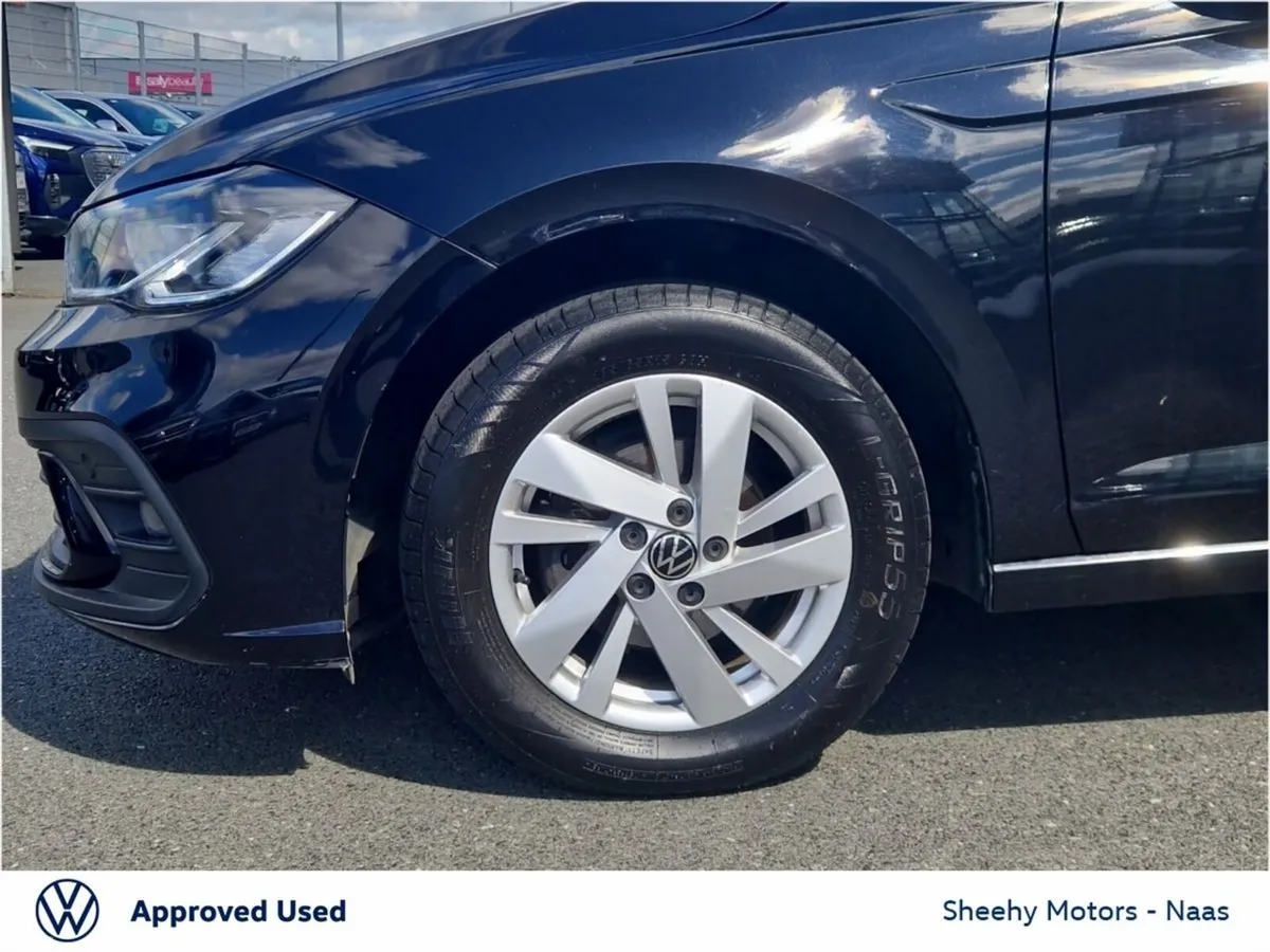 Volkswagen Polo Hatchback, Petrol, 2022, Black