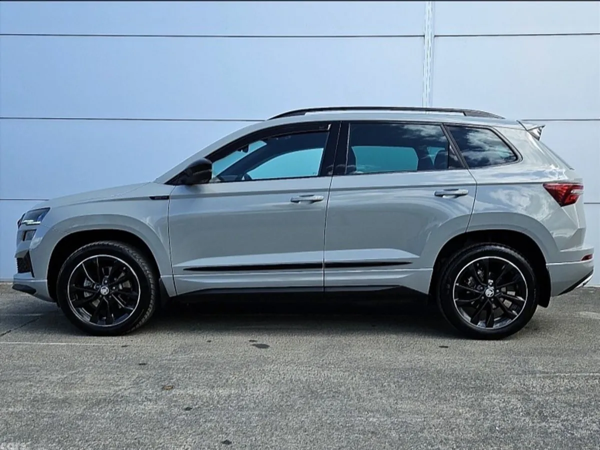 Skoda Karoq SUV, Diesel, 2026, Grey
