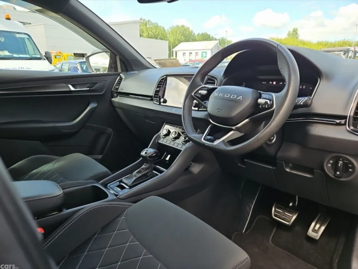 Skoda Karoq SUV, Diesel, 2026, Grey