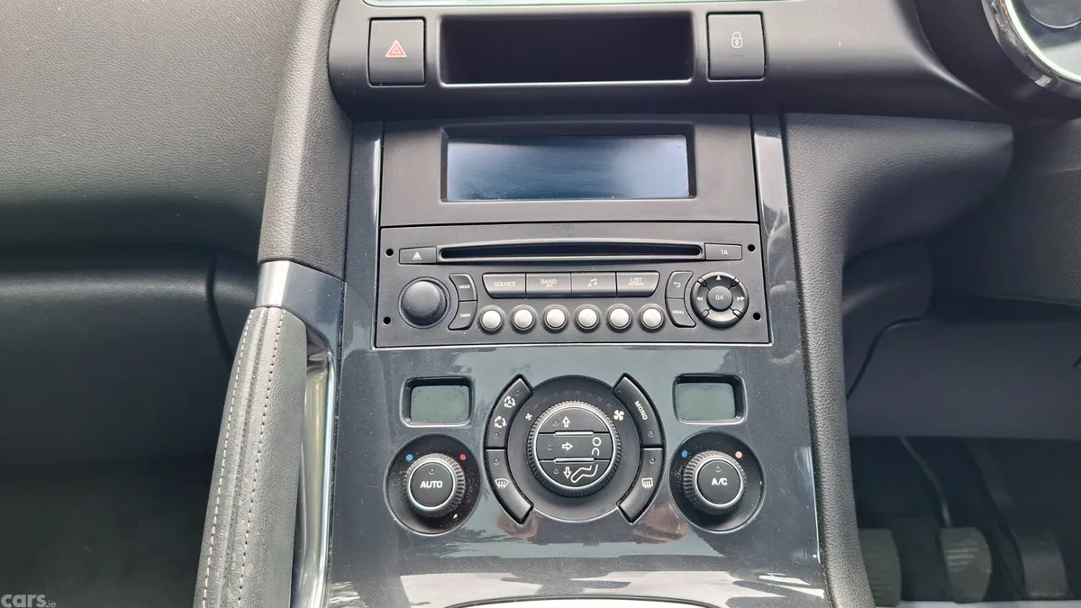 Peugeot 3008 SUV, Diesel, 2016, Blue
