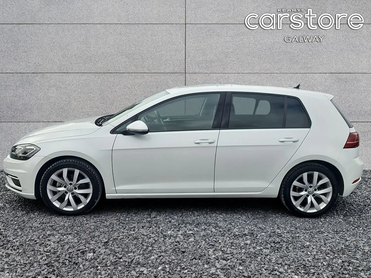 Volkswagen Golf Hatchback, Petrol, 2018, White