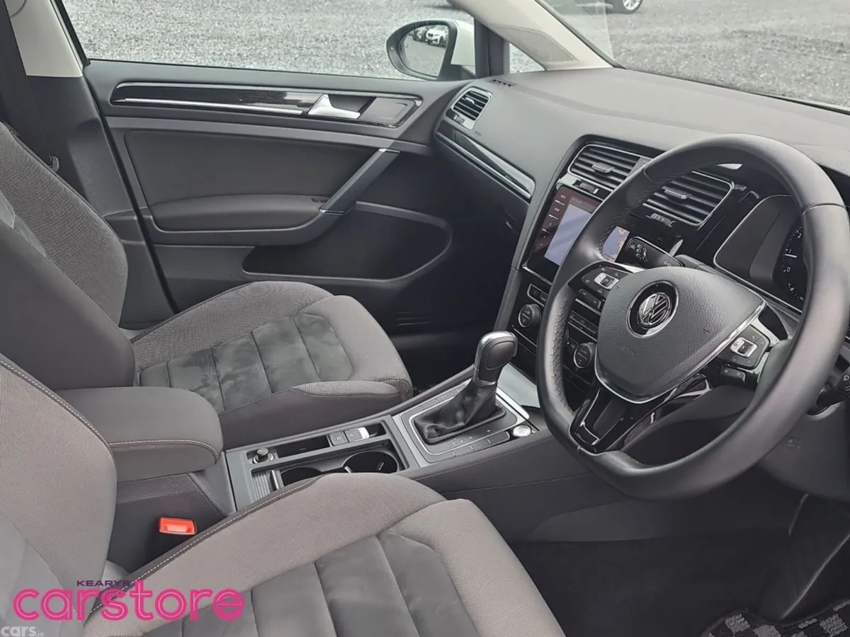 Volkswagen Golf Hatchback, Petrol, 2018, White