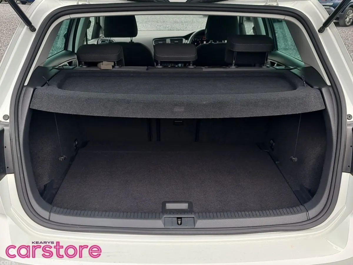 Volkswagen Golf Hatchback, Petrol, 2018, White