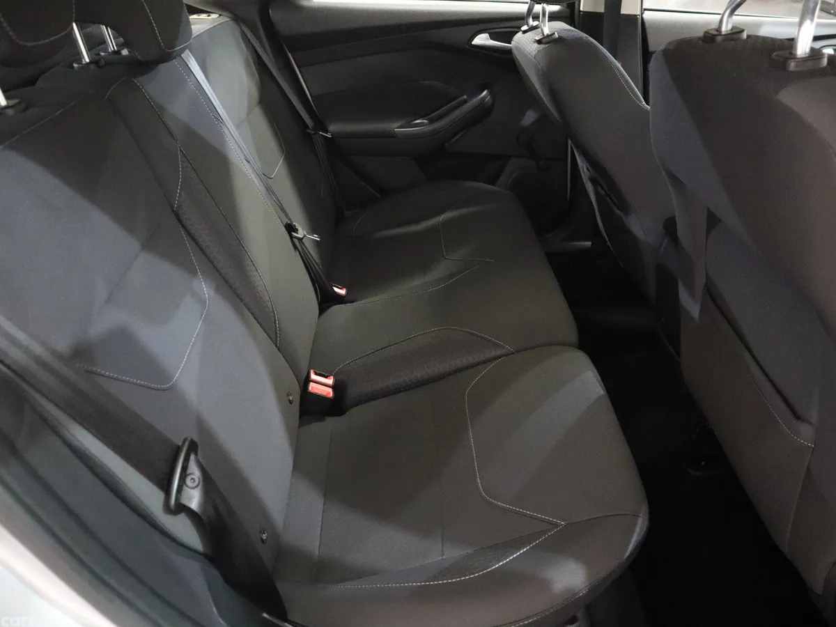 Ford Focus Hatchback, Diesel, 2016, Silver