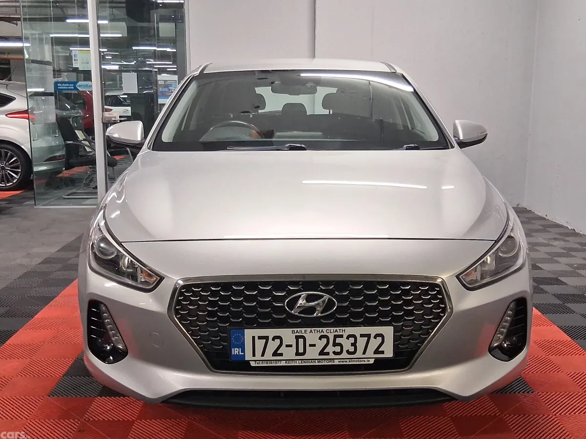 Hyundai i30 Hatchback, Petrol, 2017, Silver