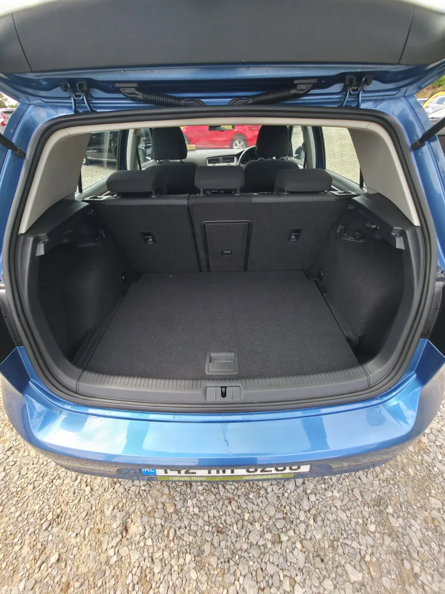 Volkswagen Golf Hatchback, Petrol, 2014, Blue