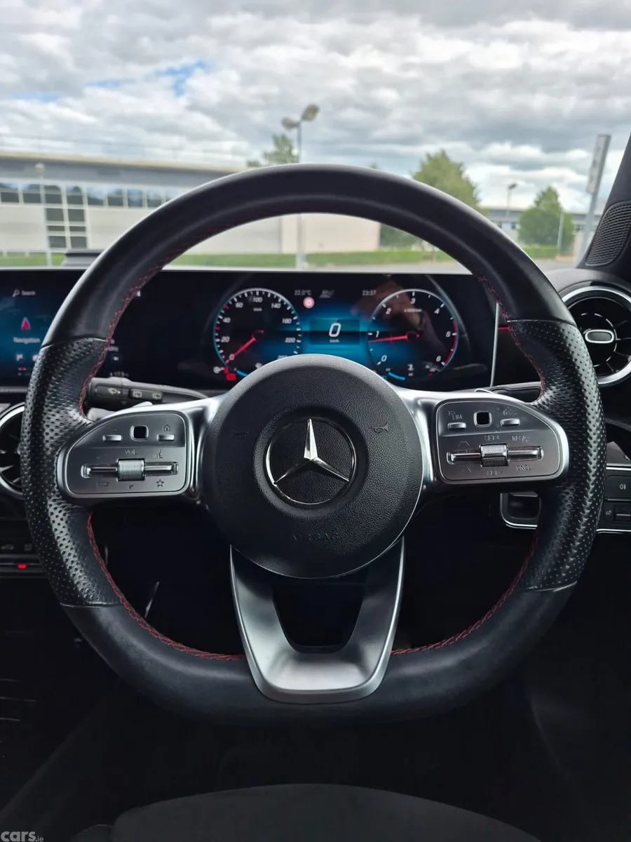 Mercedes-Benz A-Class Hatchback, Diesel, 2019, White